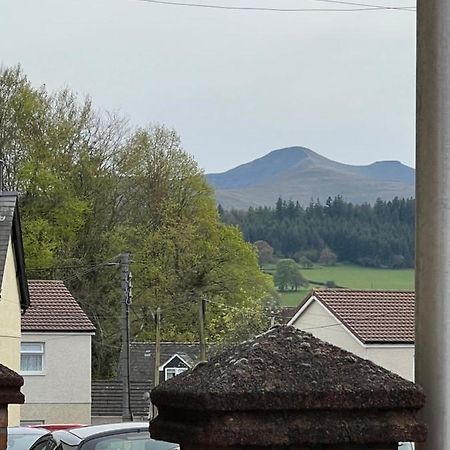 Brecon Town 3 Bedroom House Sleeps 6 Central Location Exteriér fotografie